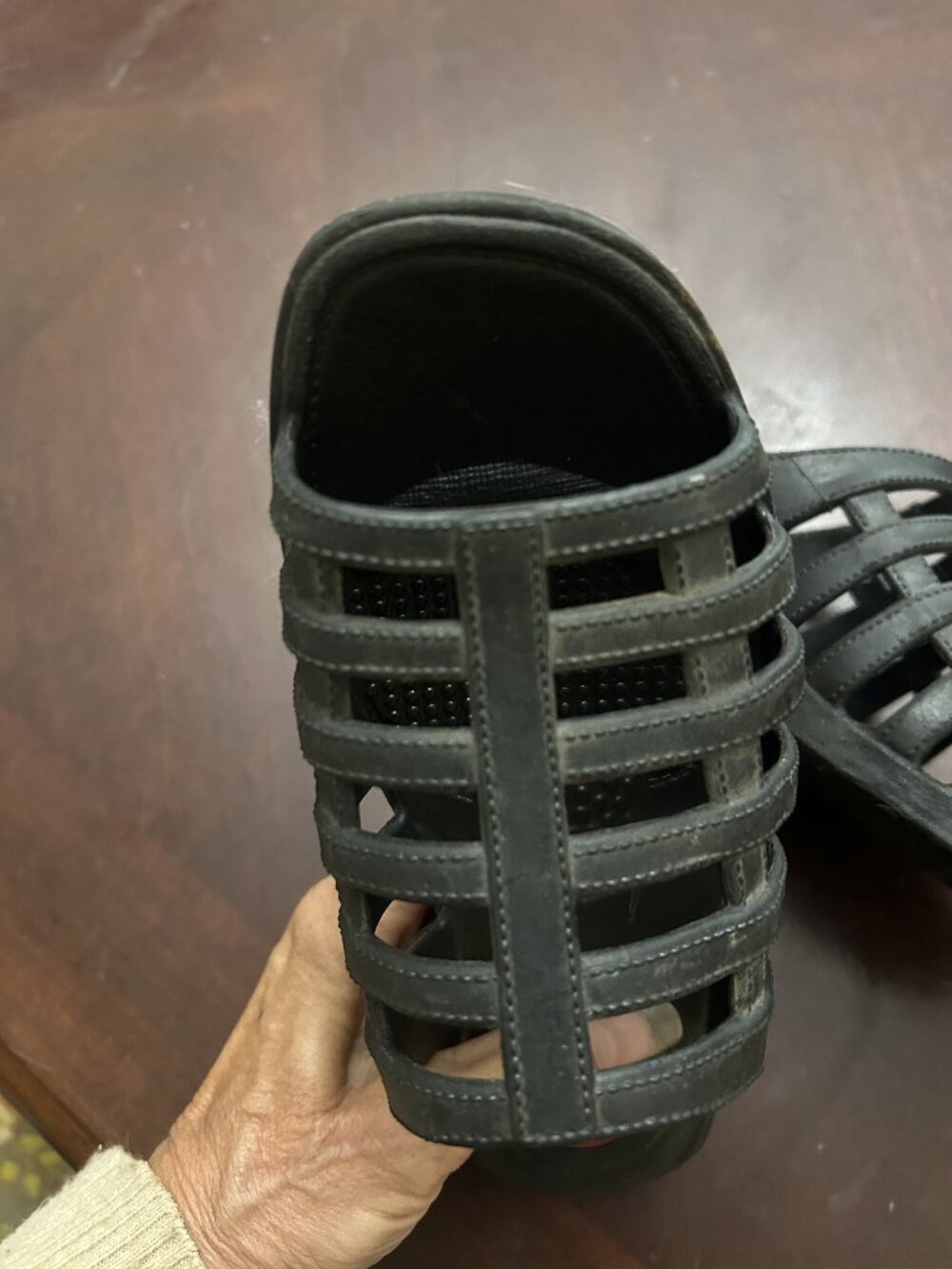 Okabashi Rubber Brown Sandals for Woman - Size small - Picture 9 of 9